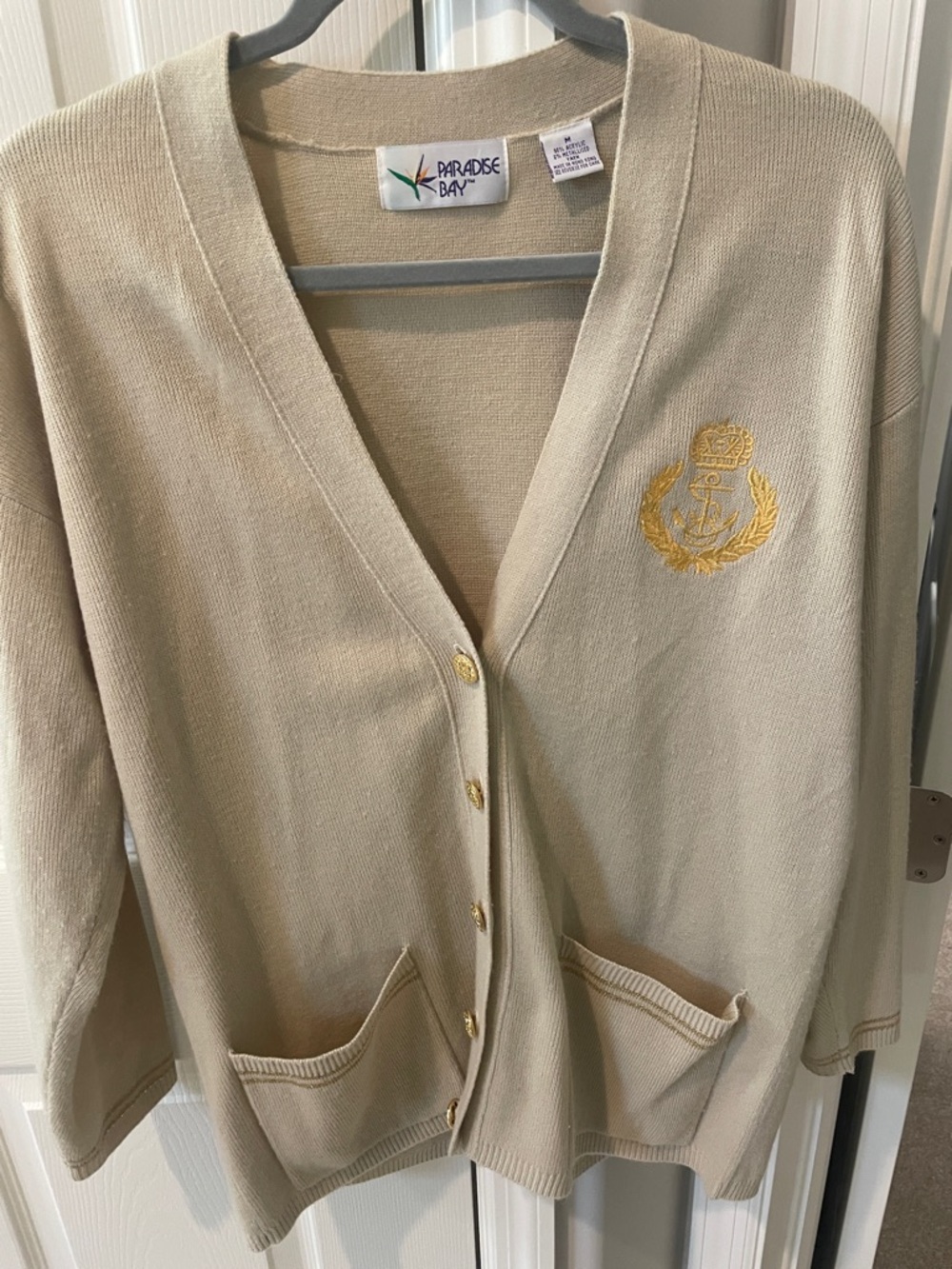 Paradise bay vintage Cream V-Neck Cardigan with Gold Crest. 80s vintage nautical